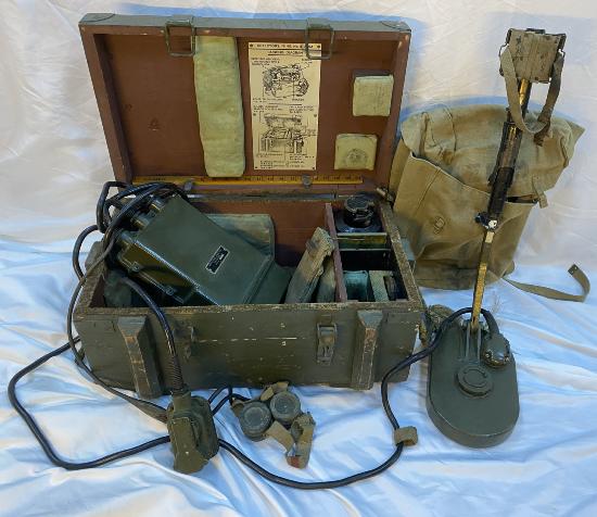 WW2 British Army Mine Detector Model No 4A ZA24438 With Backpack And Transit Case
