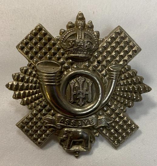 WW2 British Highland Light Infantry Cap Badge