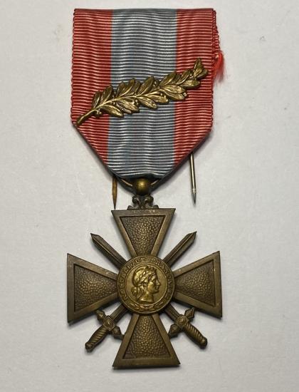 WW2 French Croix De Guerre With Bronze Palm Leaf