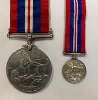 WW2 British War Medal & Miniature