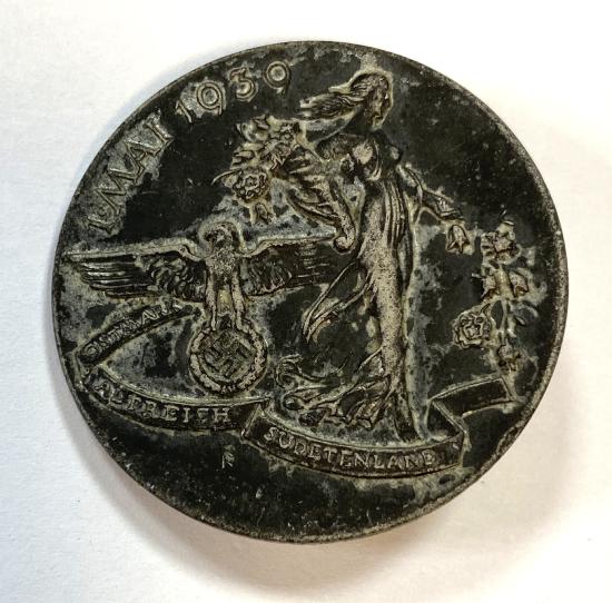 WW2 German 1 Mai 1939 Badge