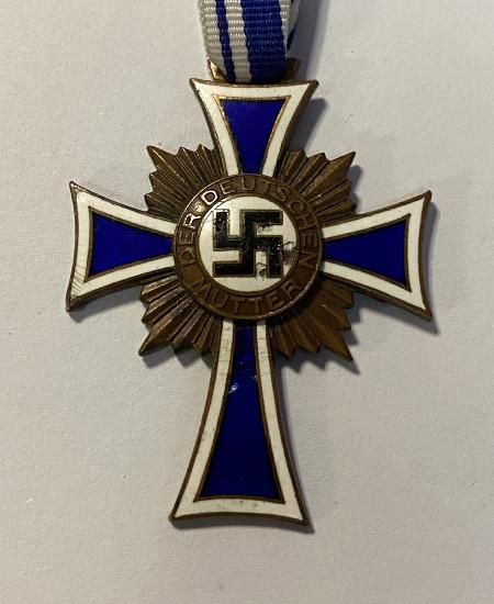 WW2 German Mother's Cross In Bronze