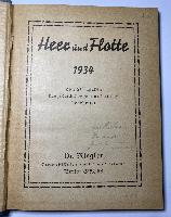 WW2 German Heer Und Flotte Book
